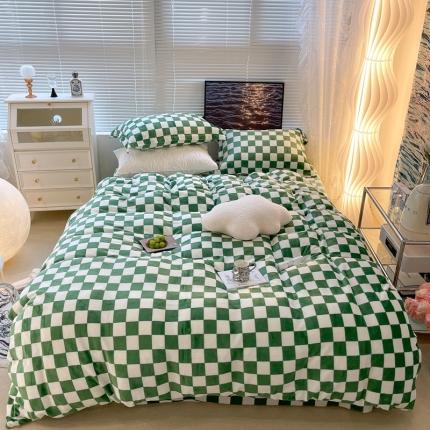 91家纺网 家纺一手货源 找家纺 昔可家纺 2021新款牛奶绒棋盘格系列四件套 绿