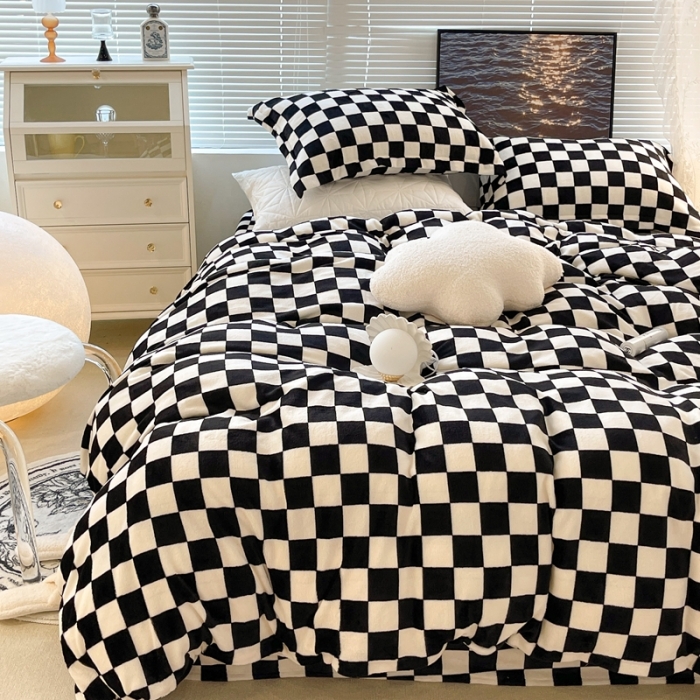 91家纺网 家纺一手货源 找家纺 昔可家纺 2021新款牛奶绒棋盘格系列四件套 黑