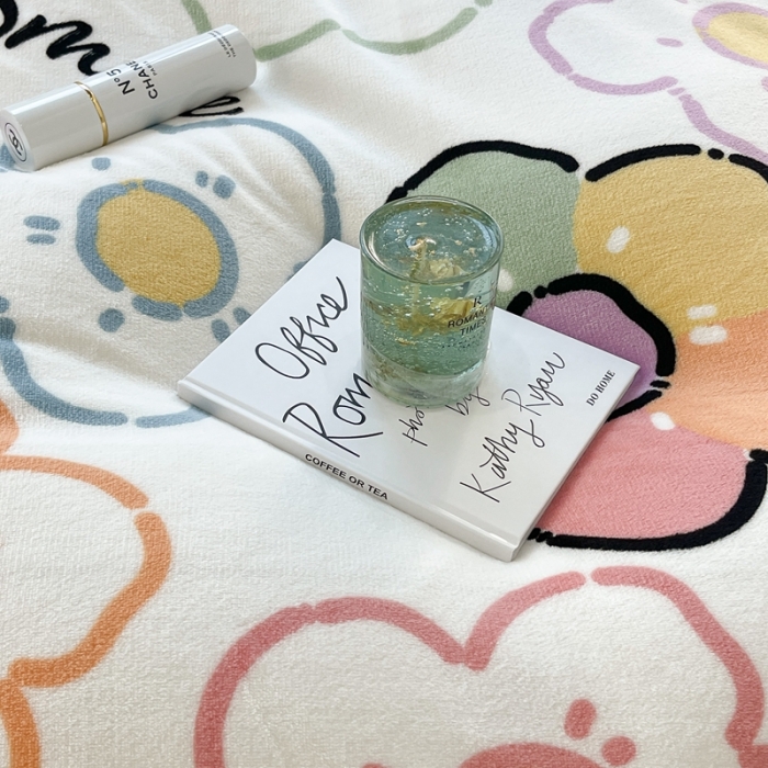 91家纺网 家纺一手货源 找家纺 昔可家纺 2021新款牛奶绒四件套-一批 彩色微笑花