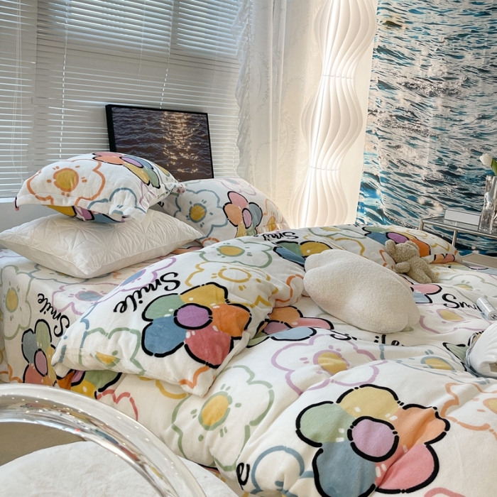 91家纺网 家纺一手货源 找家纺 昔可家纺 2021新款牛奶绒四件套-一批 彩色微笑花