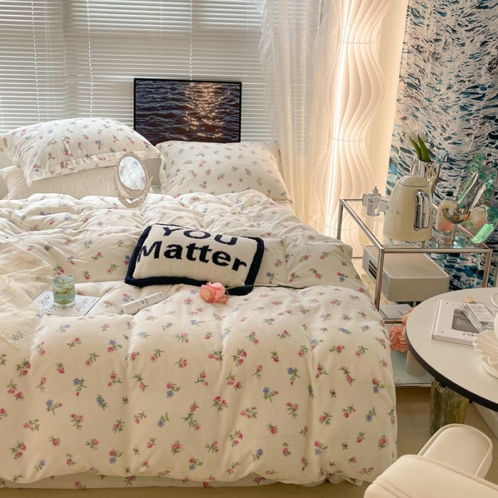 91家纺网 家纺一手货源 找家纺 昔可家纺 2021新款牛奶绒四件套-一批 韩式小花花