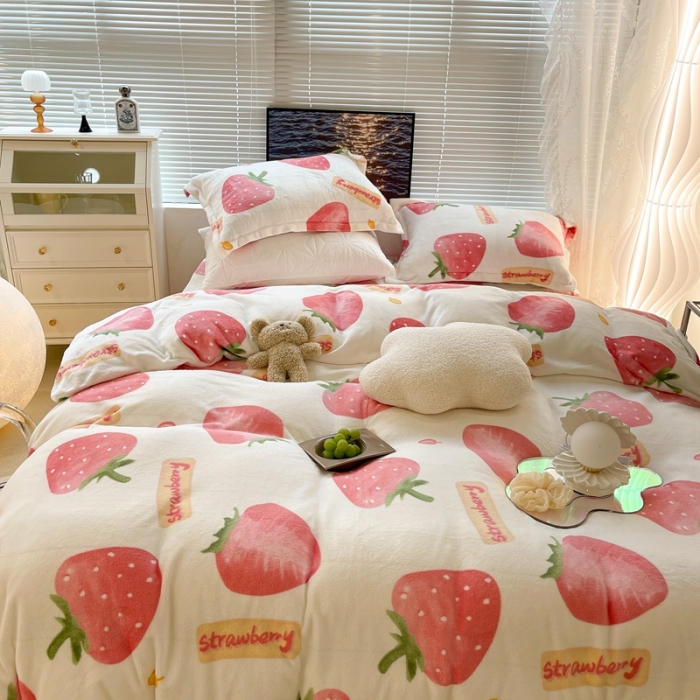 91家纺网 家纺一手货源 找家纺 昔可家纺 2021新款牛奶绒四件套-一批 奶油大草莓