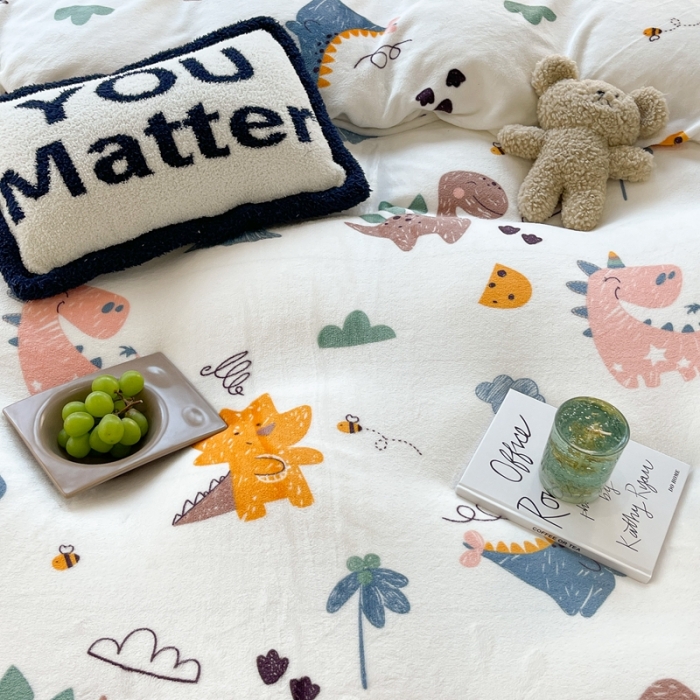 91家纺网 家纺一手货源 找家纺 昔可家纺 2021新款牛奶绒四件套-一批 森林恐龙