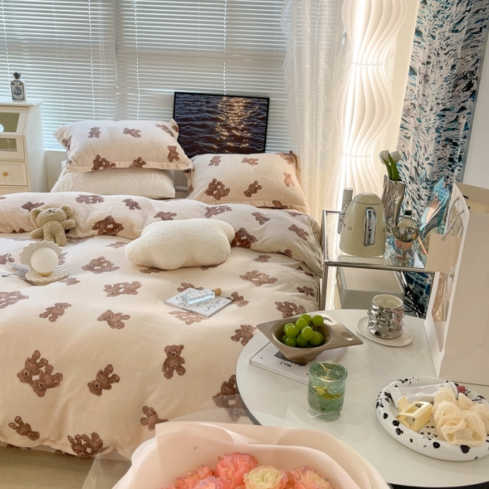 91家纺网 家纺一手货源 找家纺 昔可家纺 2021新款牛奶绒四件套-一批 泰迪比熊