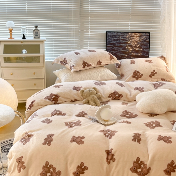 91家纺网 家纺一手货源 找家纺 昔可家纺 2021新款牛奶绒四件套-一批 泰迪比熊