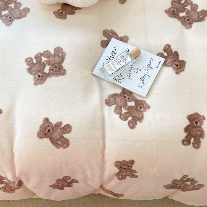 91家纺网 家纺一手货源 找家纺 昔可家纺 2021新款牛奶绒四件套-一批 泰迪比熊