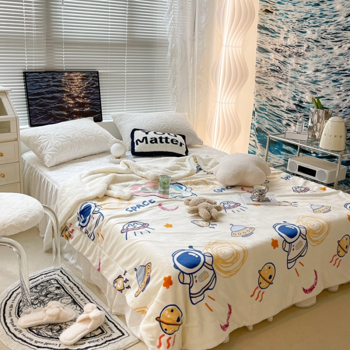 91家纺网 家纺一手货源 找家纺 昔可家纺 2021新款牛奶羊羔绒印花毯 太空宇航员