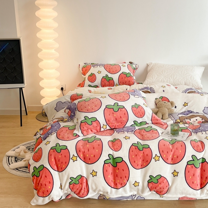 91家纺网 家纺一手货源 找家纺 昔可家纺 2021新款牛奶绒四件套-二批 草莓女孩