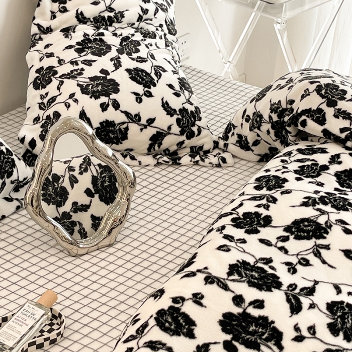 91家纺网 家纺一手货源 找家纺 昔可家纺 2021新款牛奶绒四件套-二批 干枯玫瑰