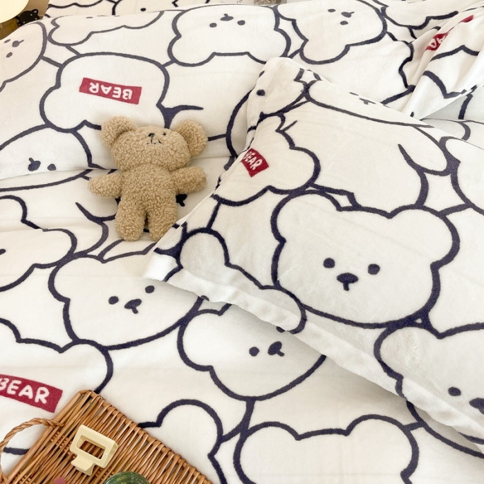 91家纺网 家纺一手货源 找家纺 昔可家纺 2021新款牛奶绒四件套-二批 可比熊米白