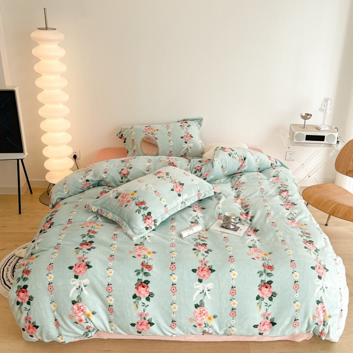 91家纺网 家纺一手货源 找家纺 昔可家纺 2021新款牛奶绒四件套-二批 蓝色初恋花