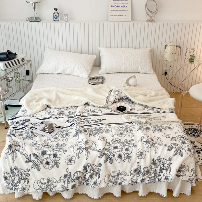 91家纺网 家纺一手货源 找家纺 昔可家纺 2021新款牛奶羊羔绒印花毯 黑茶