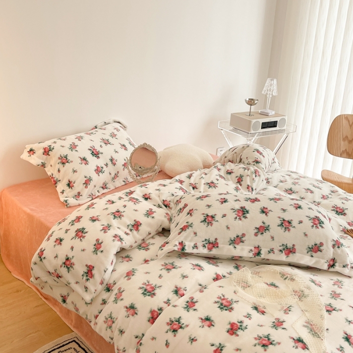 91家纺网 家纺一手货源 找家纺 昔可家纺 2021新款牛奶绒四件套-二批 甜美小碎花