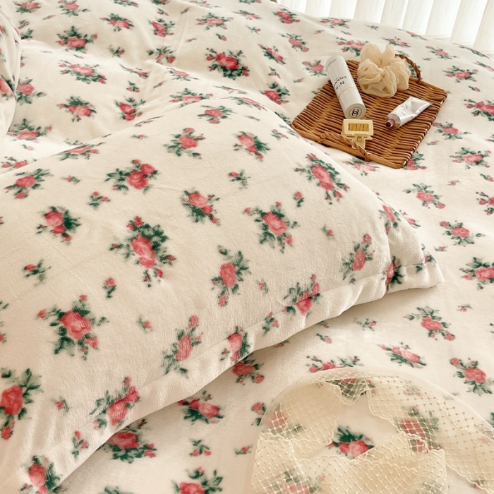 91家纺网 家纺一手货源 找家纺 昔可家纺 2021新款牛奶绒四件套-二批 甜美小碎花