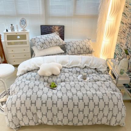 91家纺网 家纺一手货源 找家纺 （总）昔可家纺 2021新款泰迪羊羔绒印花四件套