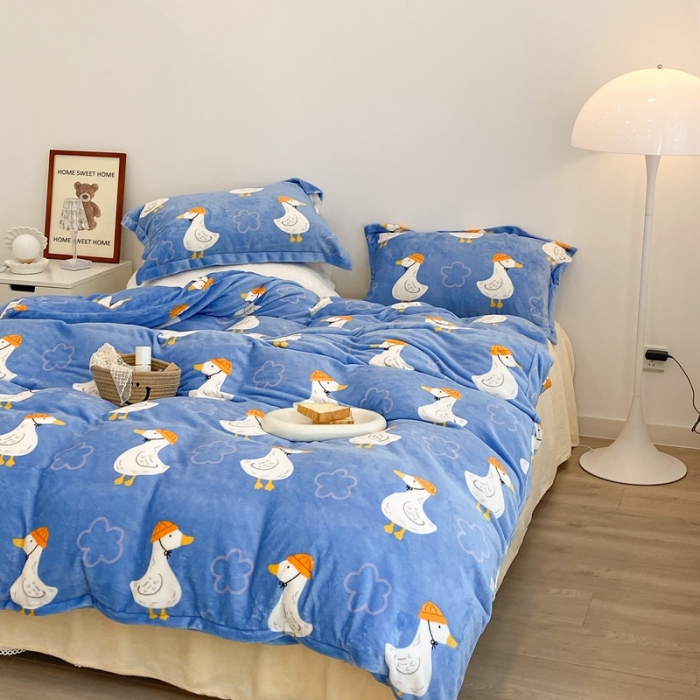 91家纺网 家纺一手货源 找家纺 昔可家纺 2021新款牛奶绒四件套-三批 花朵鸭