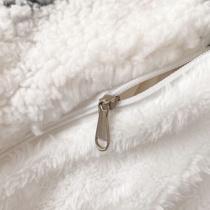 91家纺网 家纺一手货源 找家纺 昔可 2021新款泰迪羊羔绒四件套 黑白波点