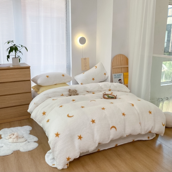 91家纺网 家纺一手货源 找家纺 昔可 2021新款泰迪羊羔绒四件套 金色星星月亮