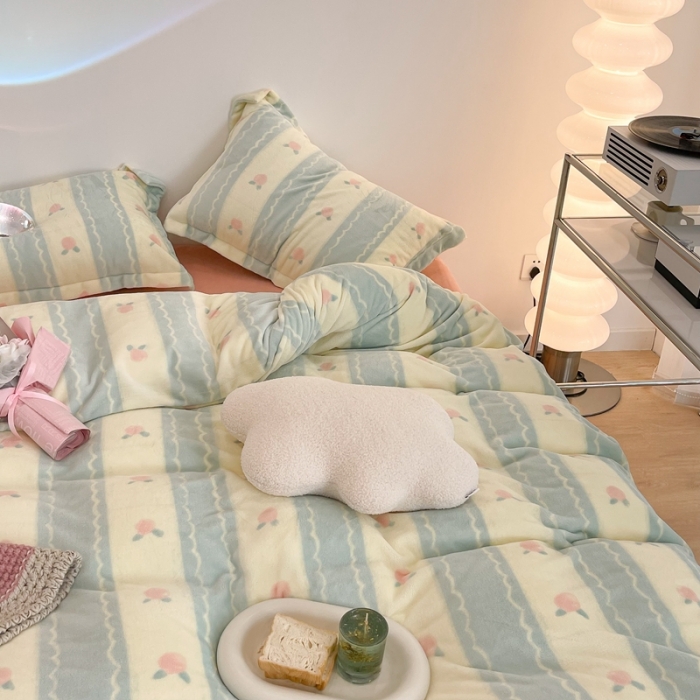 91家纺网 家纺一手货源 找家纺 昔可家纺 2021新款牛奶绒四件套-三批 竖条水蜜桃