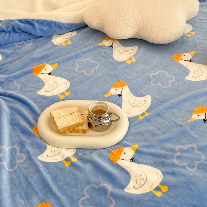 91家纺网 家纺一手货源 找家纺 昔可家纺 2021新款牛奶羊羔绒印花毯 花朵鸭