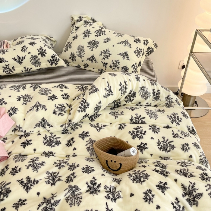91家纺网 家纺一手货源 找家纺 昔可家纺 2021新款牛奶绒四件套-三批 素描水墨花