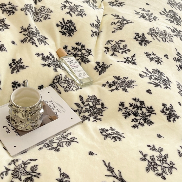 91家纺网 家纺一手货源 找家纺 昔可家纺 2021新款牛奶绒四件套-三批 素描水墨花