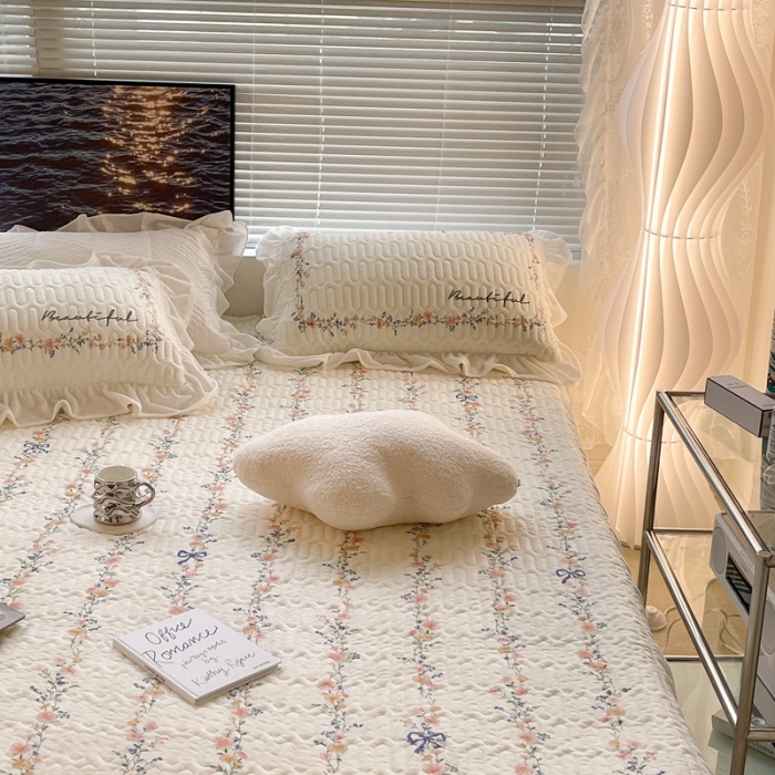 91家纺网 家纺一手货源 找家纺 昔可家纺 2021新款秋冬超仙牛奶宝宝绒床裙 法曼