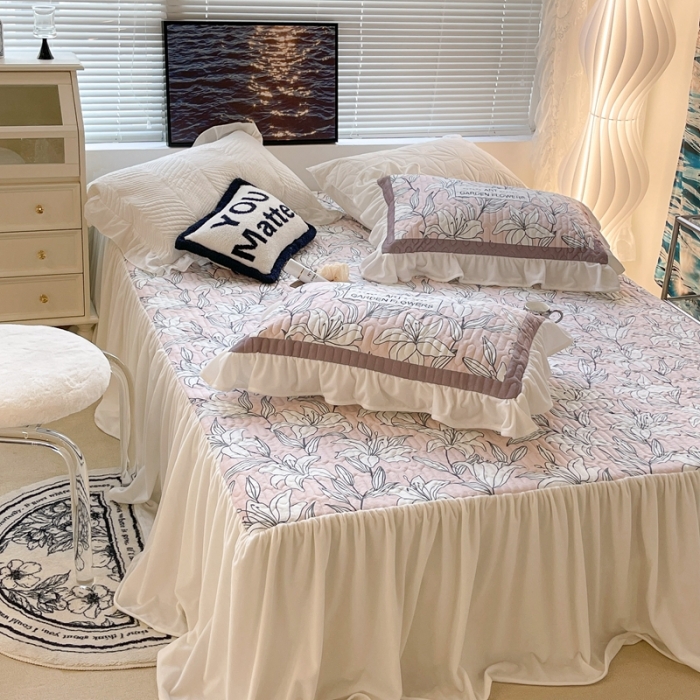 91家纺网 家纺一手货源 找家纺 昔可家纺 2021新款秋冬超仙牛奶宝宝绒床裙 粉色栀子花