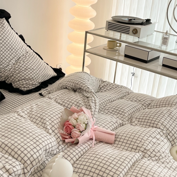 91家纺网 家纺一手货源 找家纺 （总）昔可 2021新款黑色花边牛奶绒四件套