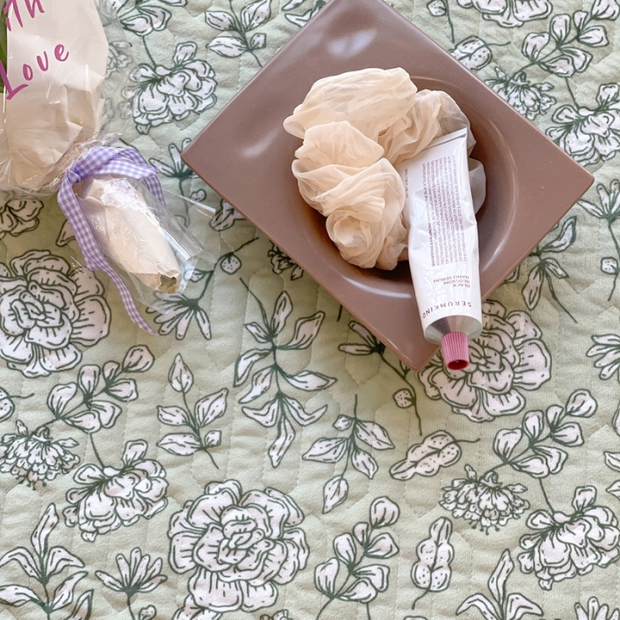 91家纺网 家纺一手货源 找家纺 昔可家纺 2021新款秋冬超仙牛奶宝宝绒床裙 小山茶 绿