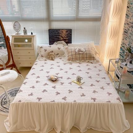 91家纺网 家纺一手货源 找家纺 昔可家纺 2021新款秋冬超仙牛奶宝宝绒床裙 小小熊仔