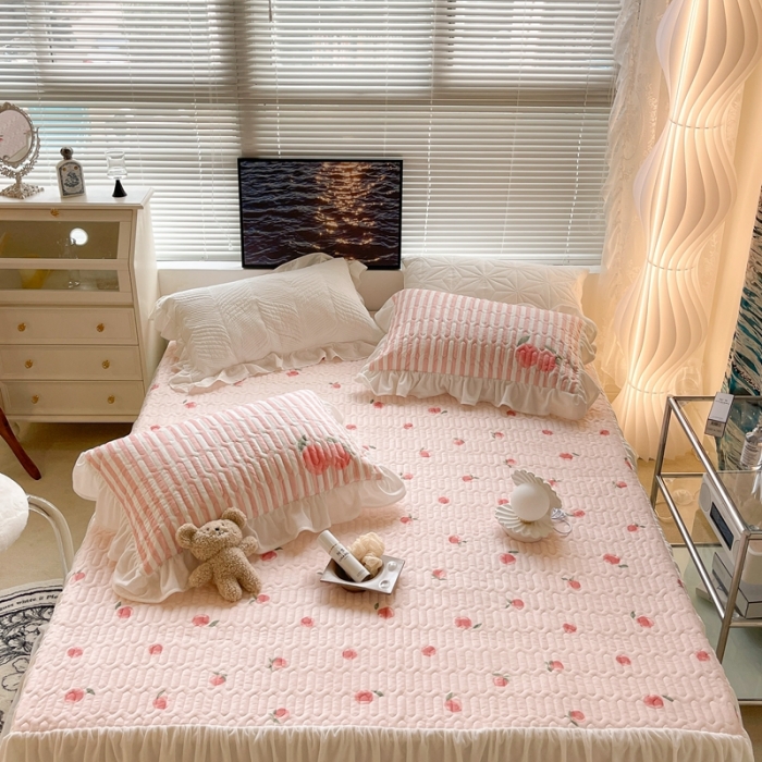 91家纺网 家纺一手货源 找家纺 昔可家纺 2021新款秋冬超仙牛奶宝宝绒床裙 元气小小桔