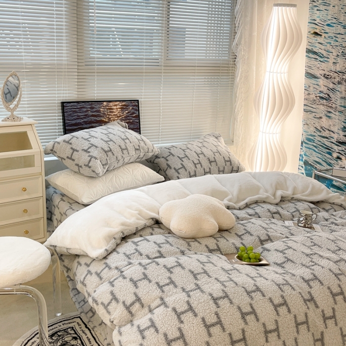 91家纺网 家纺一手货源 找家纺 昔可家纺 2021新款泰迪羊羔绒印花四件套时尚H