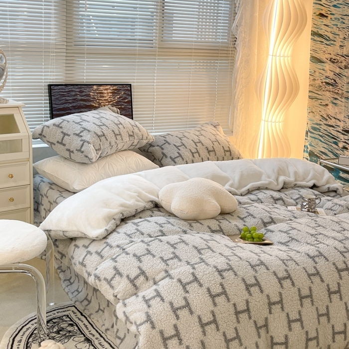 91家纺网 家纺一手货源 找家纺 昔可家纺 2021新款泰迪羊羔绒印花四件套时尚H