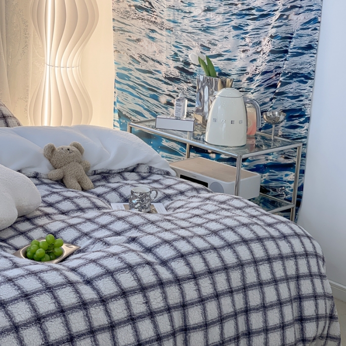 91家纺网 家纺一手货源 找家纺 昔可家纺 2021新款泰迪羊羔绒印花四件套小香风格子