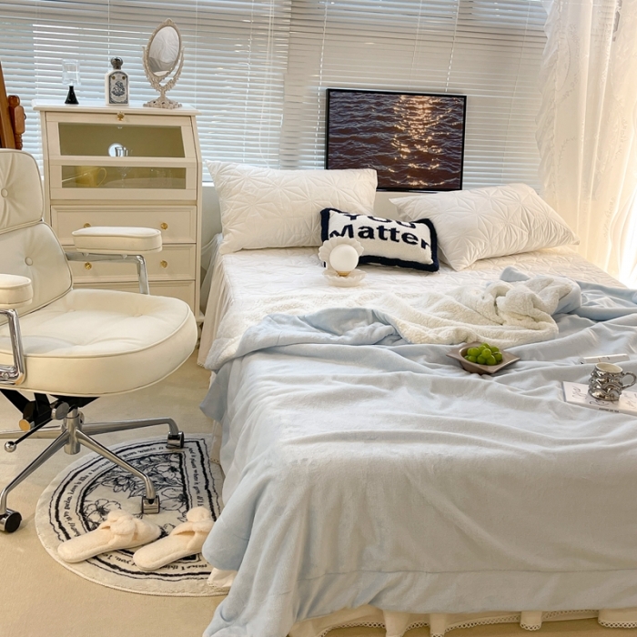 91家纺网 家纺一手货源 找家纺 昔可家纺 2021新款素色牛奶绒羊羔绒毛毯 奶油蓝