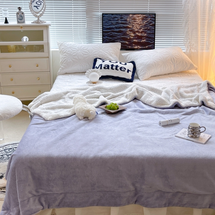 91家纺网 家纺一手货源 找家纺 昔可家纺 2021新款素色牛奶绒羊羔绒毛毯 奶油紫