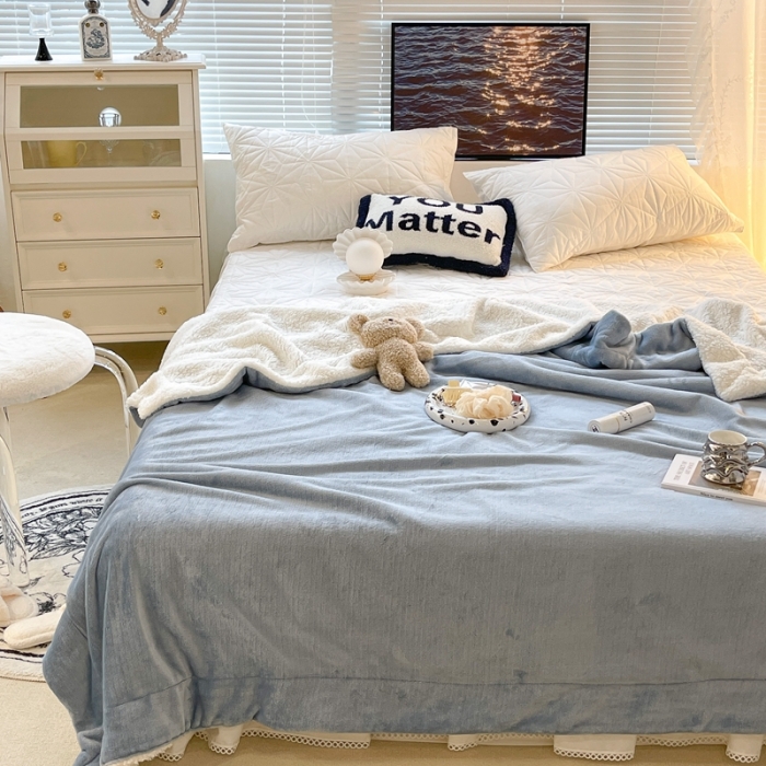 91家纺网 家纺一手货源 找家纺 昔可家纺 2021新款素色牛奶绒羊羔绒毛毯 柔雾蓝