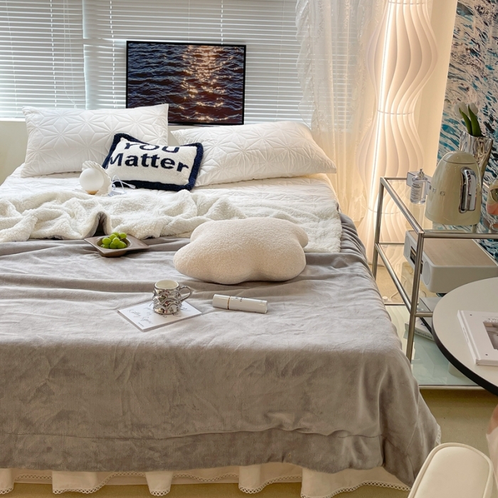 91家纺网 家纺一手货源 找家纺 昔可家纺 2021新款素色牛奶绒羊羔绒毛毯 香奶奶灰