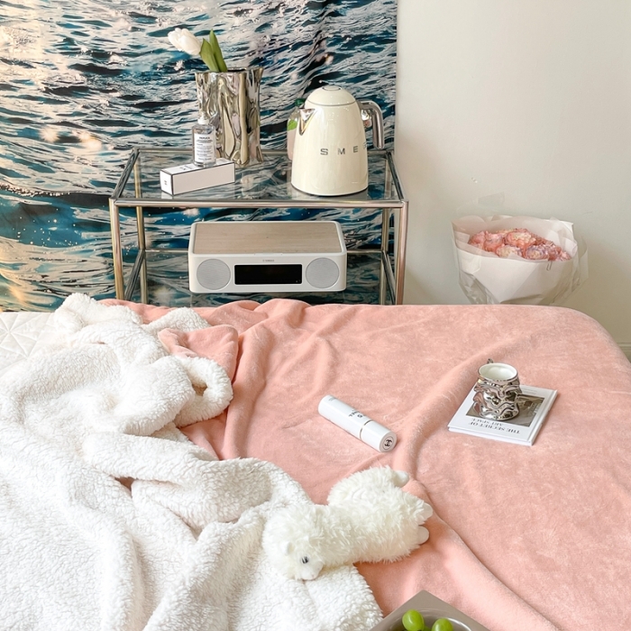 91家纺网 家纺一手货源 找家纺 昔可家纺 2021新款素色牛奶绒羊羔绒毛毯 烟雾粉