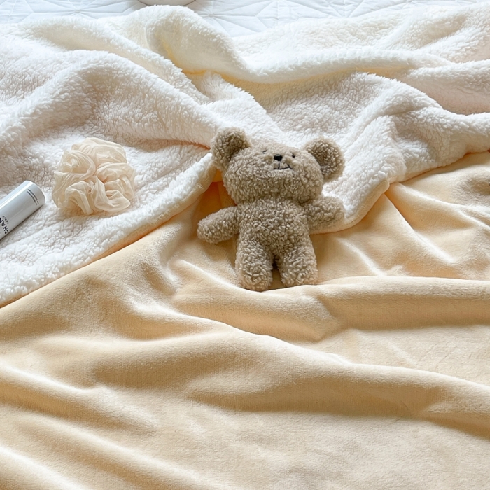 91家纺网 家纺一手货源 找家纺 昔可家纺 2021新款素色牛奶绒羊羔绒毛毯 芝士奶油黄