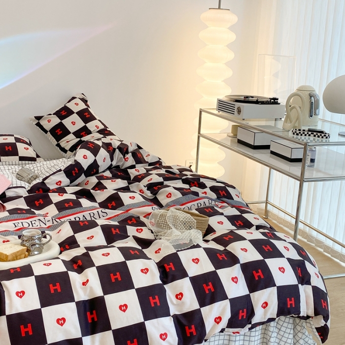 91家纺网 家纺一手货源 找家纺 昔可家纺 2021新款棉加牛奶绒四件套 棋盘格H