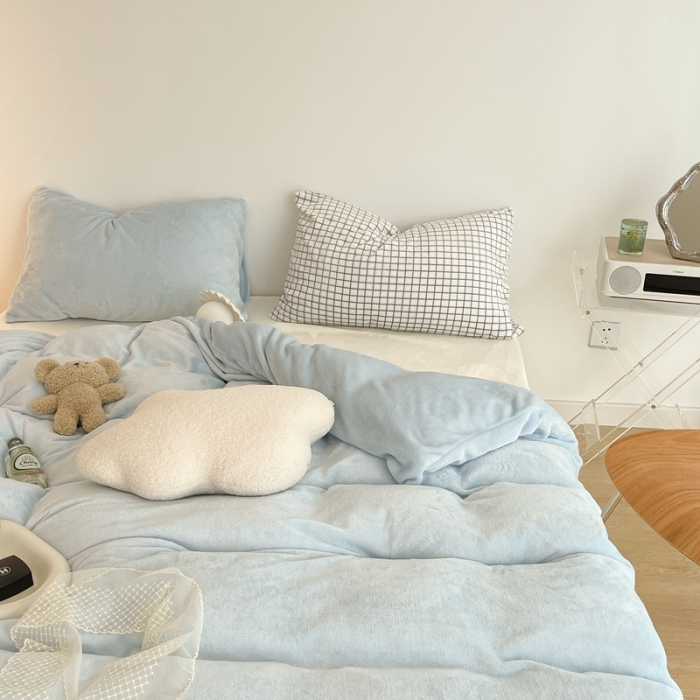 91家纺网 家纺一手货源 找家纺 昔可家纺 2021新款撞色牛奶绒四件套 奶油蓝