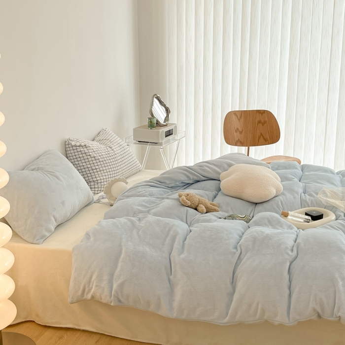 91家纺网 家纺一手货源 找家纺 昔可家纺 2021新款撞色牛奶绒四件套 奶油蓝