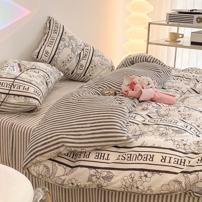 91家纺网 家纺一手货源 找家纺 昔可家纺 2021新款棉加牛奶绒四件套 优雅生活