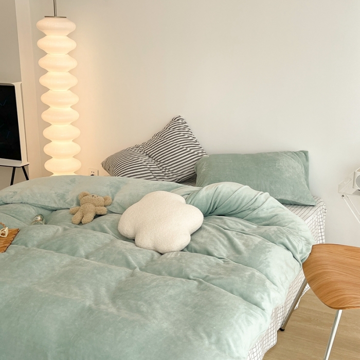 91家纺网 家纺一手货源 找家纺 昔可家纺 2021新款撞色牛奶绒四件套 奶油绿