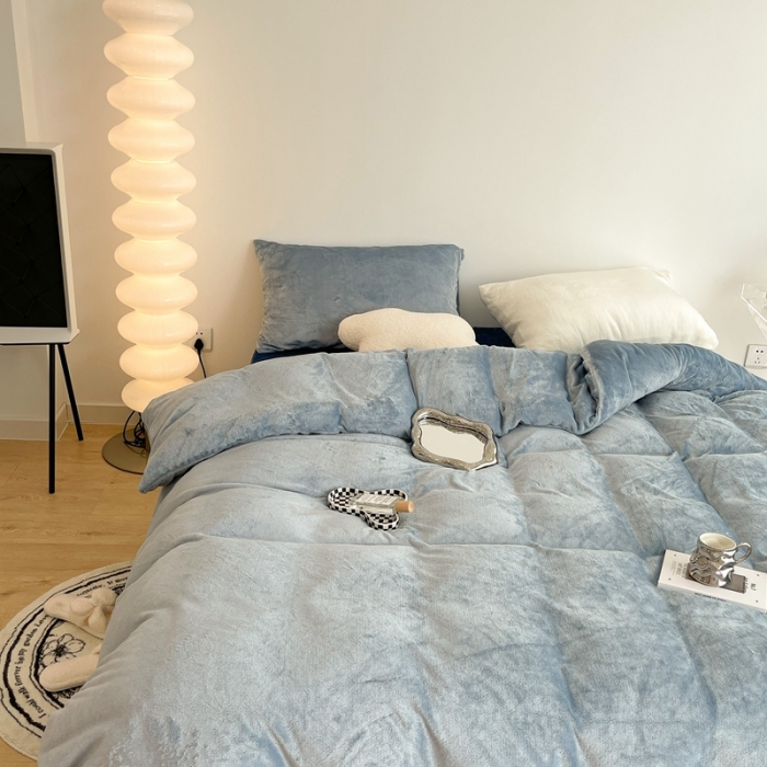 91家纺网 家纺一手货源 找家纺 昔可家纺 2021新款撞色牛奶绒四件套 柔雾蓝