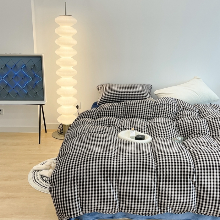 91家纺网 家纺一手货源 找家纺 昔可家纺 2021新款撞色牛奶绒四件套 小黑格