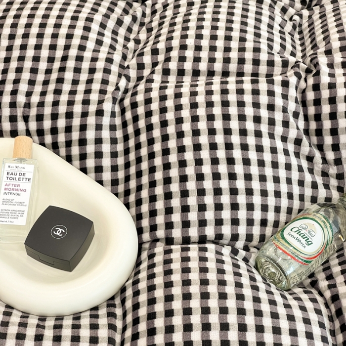 91家纺网 家纺一手货源 找家纺 昔可家纺 2021新款撞色牛奶绒四件套 小黑格