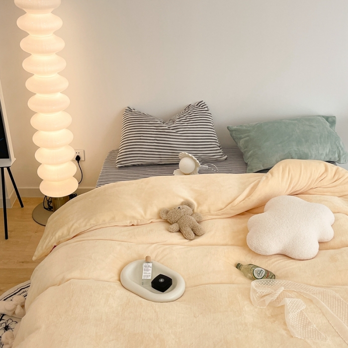 91家纺网 家纺一手货源 找家纺 昔可家纺 2021新款撞色牛奶绒四件套 芝士奶油黄